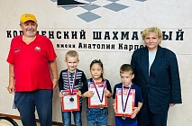 В МБУ МСК "Лидер" состоялся блицтурнир по шахматам "О, Спорт! Ты - мир!", посвящённый памяти жертв Беслана. В МБУ МСК "Лидер" состоялся блицтурнир по шахматам "О, Спорт! Ты - мир!", посвящённый памяти жертв Беслана.