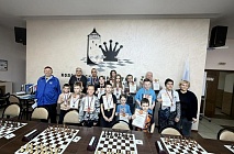 ����������