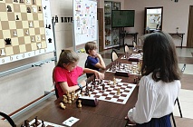 10  2025     ""      " -  "  